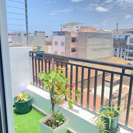 Quarto Nº7 Familia Veiga - Central Praia Kültér fotó