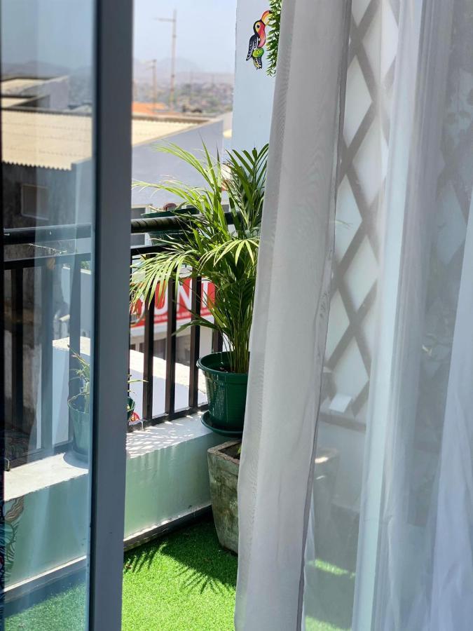 Quarto Nº7 Familia Veiga - Central Praia Kültér fotó